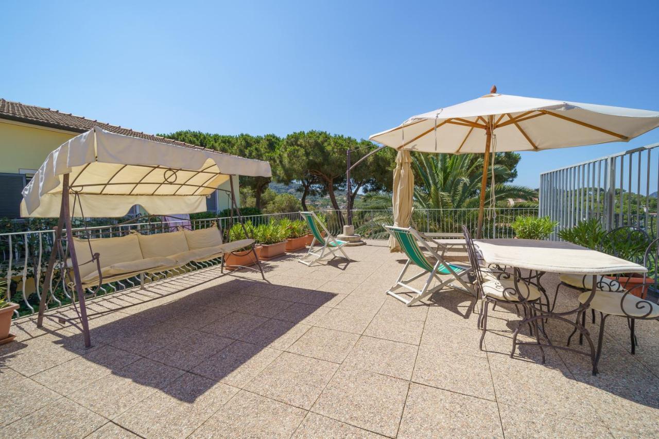 Hotel Villa Wanda Porto Azzurro Esterno foto
