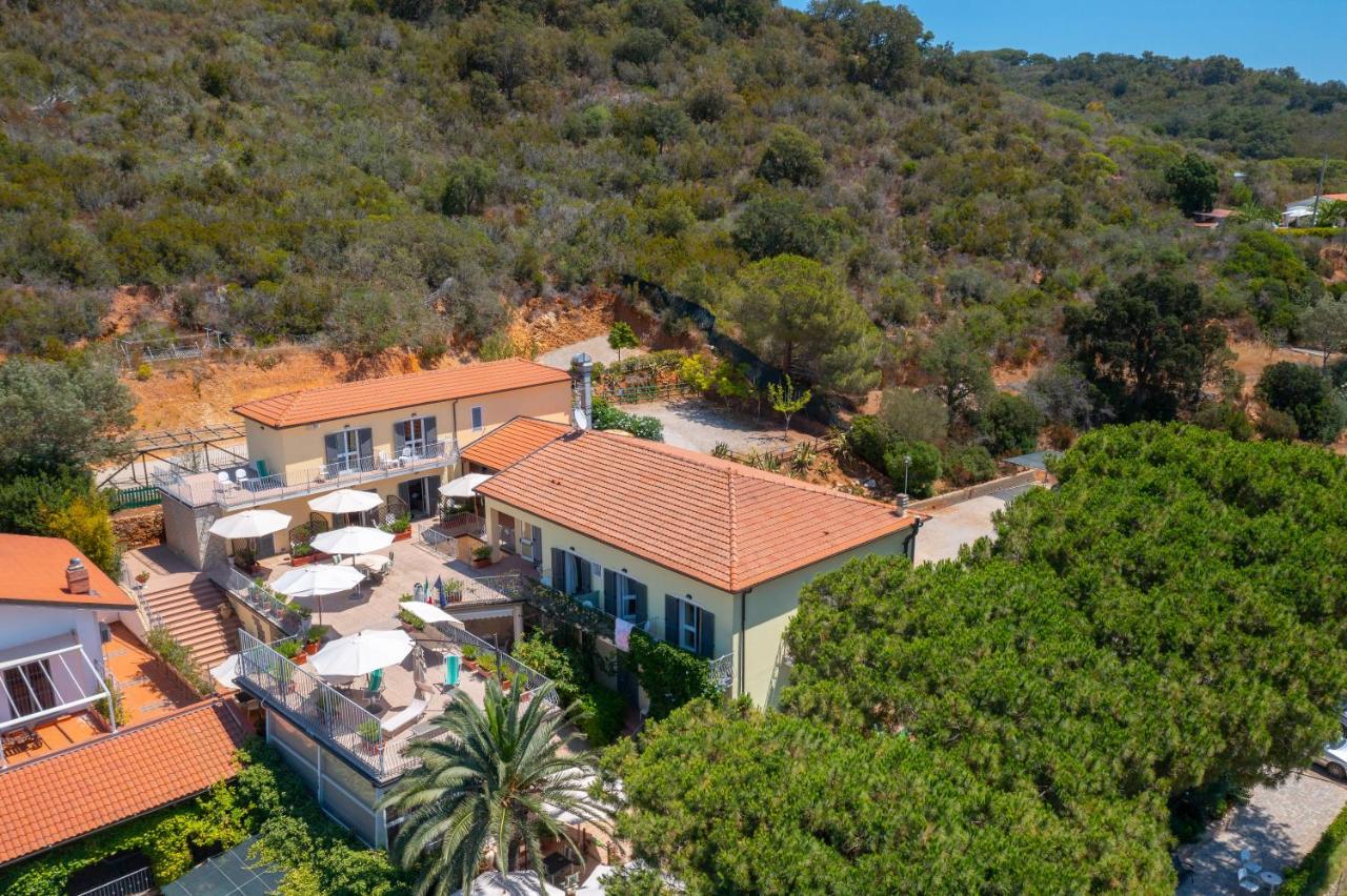 Hotel Villa Wanda Porto Azzurro Esterno foto