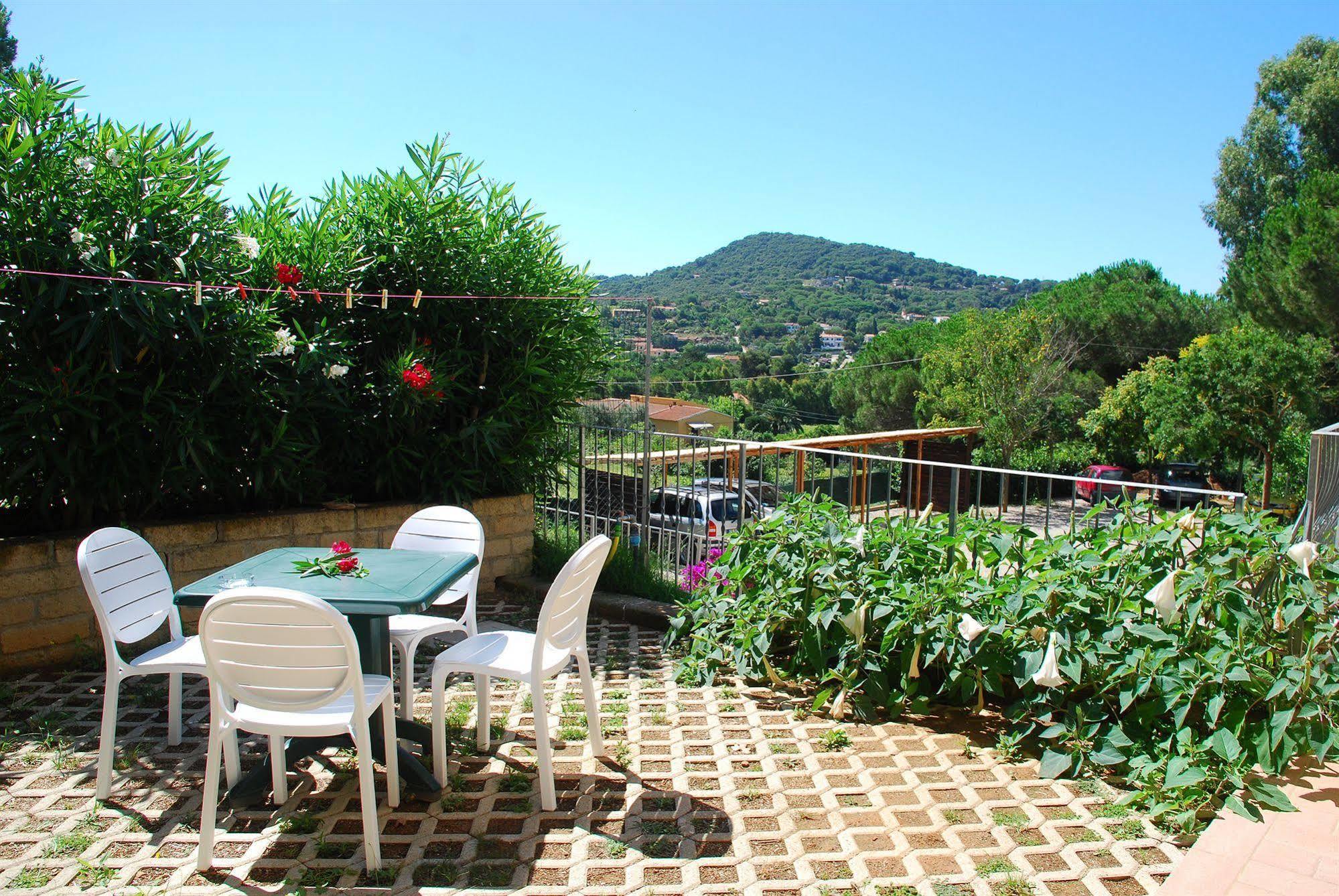Hotel Villa Wanda Porto Azzurro Esterno foto