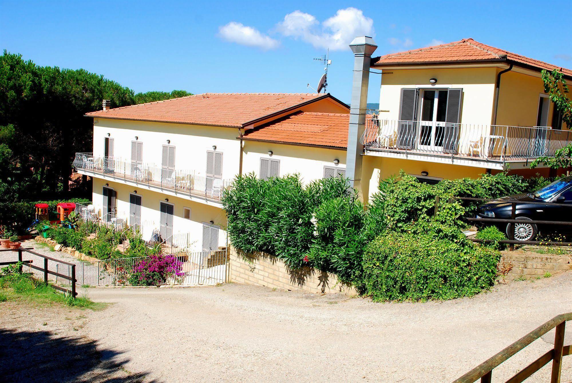 Hotel Villa Wanda Porto Azzurro Esterno foto